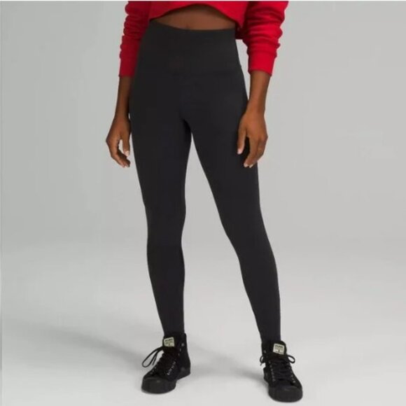 Lululemon | Team Canada Align™ High-Rise Pant 28" COC Logo - SZ 4 - Picture 5 of 11